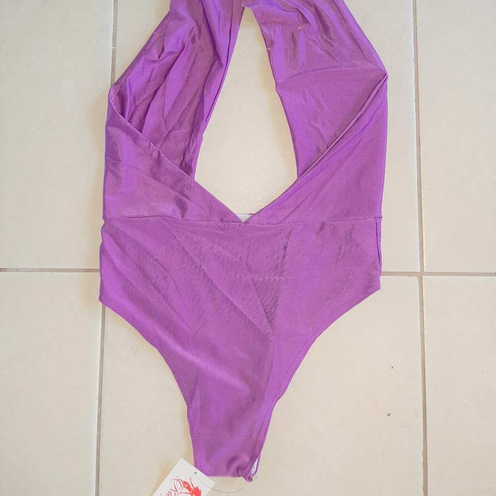 New Beautiful Elegant Monokini. - Picture 10 of 11